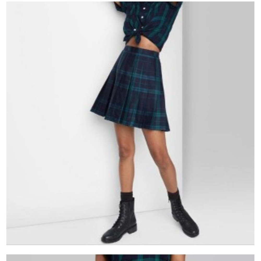 Wild Fable Blue Plaid Pleated Mini Skirt Size Medium UEC Preppy Dark Academia